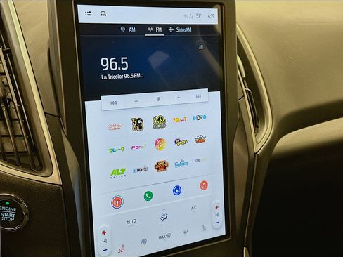 Used 2024 Ford Edge SEL image 21