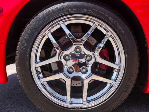 Used 1999 Chevrolet Corvette Coupe w/ Memory Pkg image 61