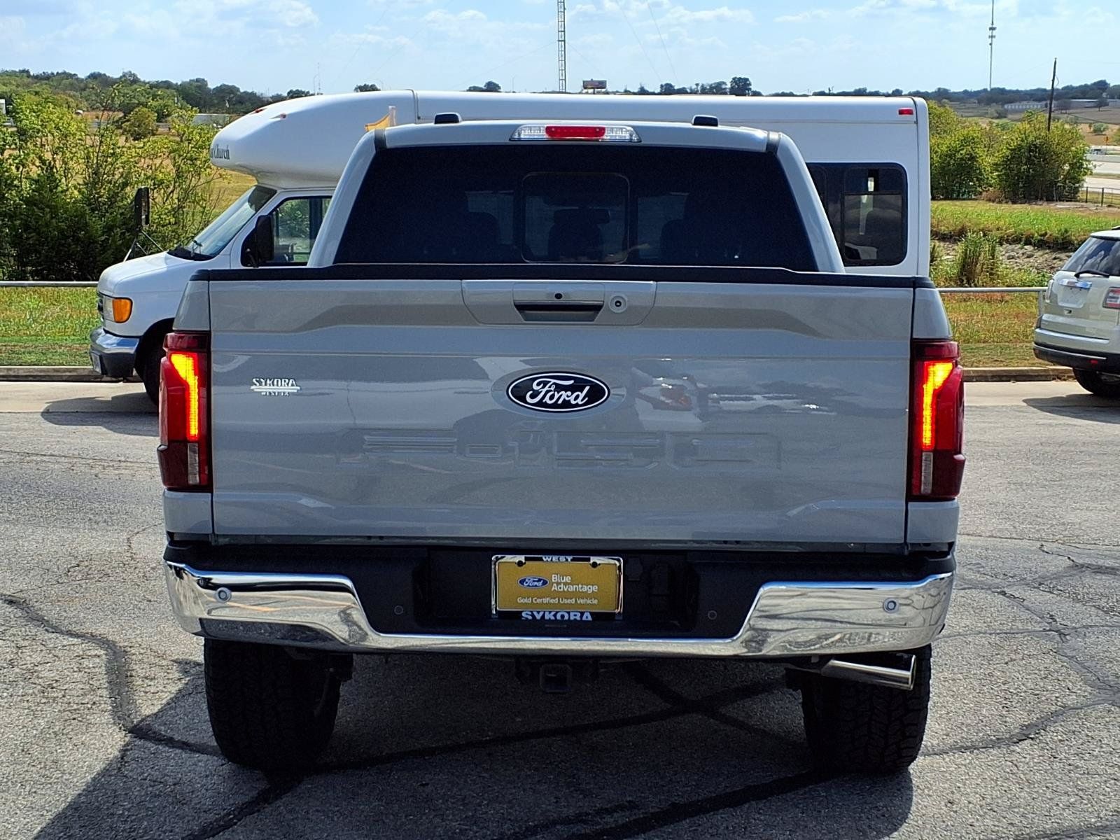 Certified 2024 Ford F150 Lariat w/ FX4 Off-Road Package AWD/4WD image 6