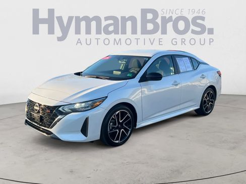 Certified 2024 Nissan Sentra SR image 8