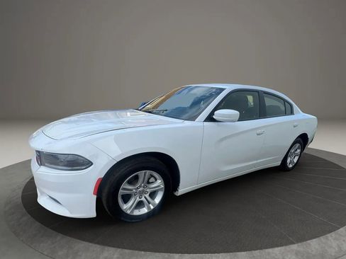 Used 2022 Dodge Charger SXT image 8