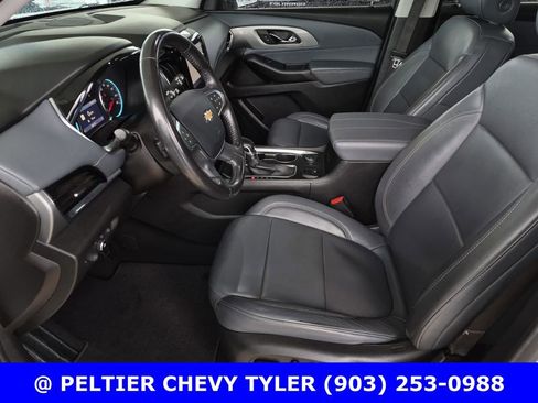 Used 2021 Chevrolet Traverse LT w/ LT Premium Package FWD image 34