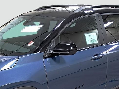 New 2026 Chevrolet Equinox RS w/ Convenience Package III AWD/4WD image 8