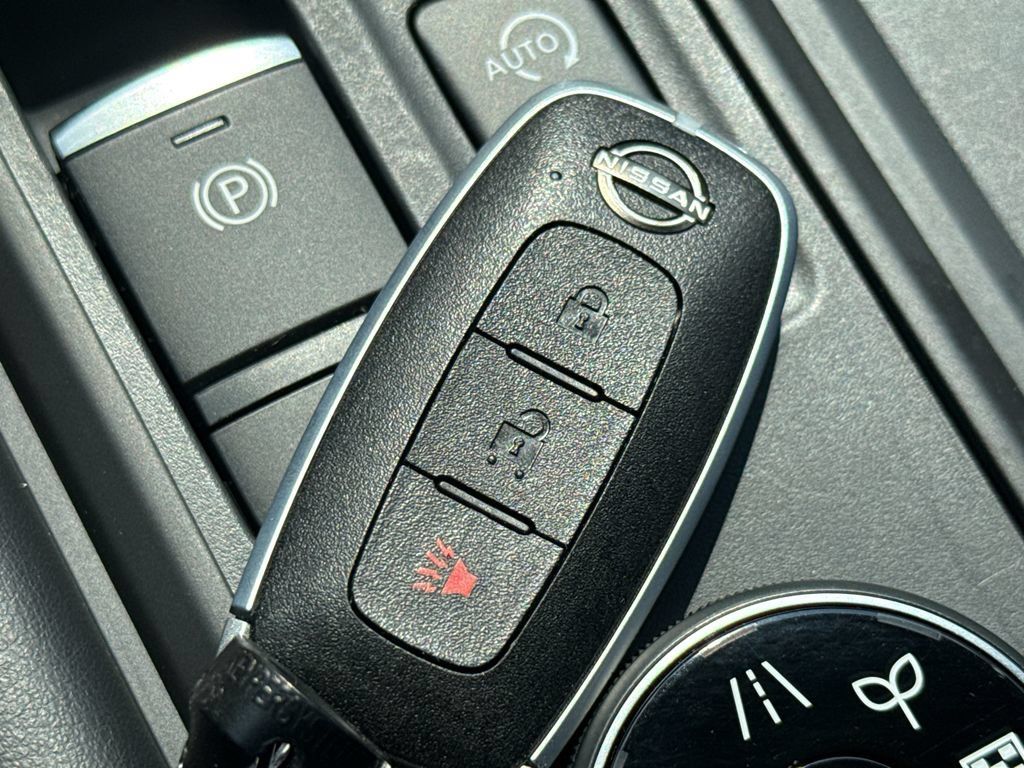 Certified 2025 Nissan Pathfinder S AWD/4WD image 37