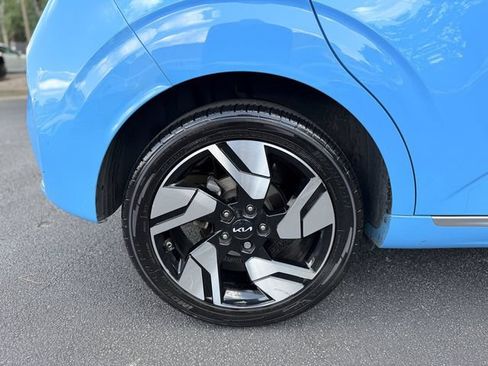 Certified 2024 Kia Soul GT-Line FWD image 38