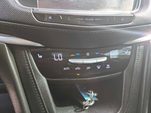 Used 2018 Cadillac XT5 Luxury AWD/4WD image 25