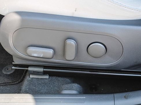 Used 2024 Hyundai Kona SEL AWD/4WD image 24