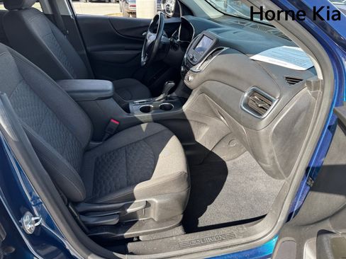 Used 2021 Chevrolet Equinox LT image 25