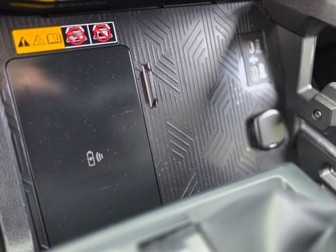 Used 2024 Toyota Tacoma TRD Sport w/ TRD Sport Upgrade Package image 29