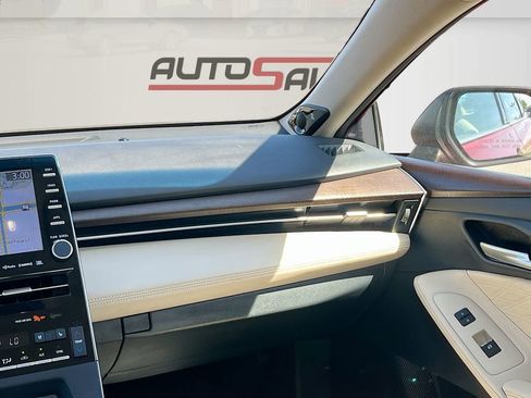 Used 2020 Toyota Avalon Limited w/ Advanced Safety Package FWD image 25