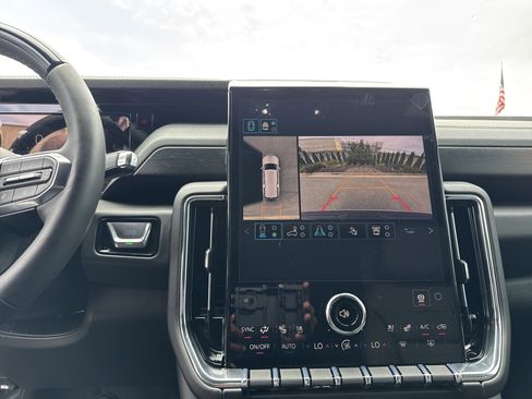 New 2026 GMC Yukon XL Denali image 26