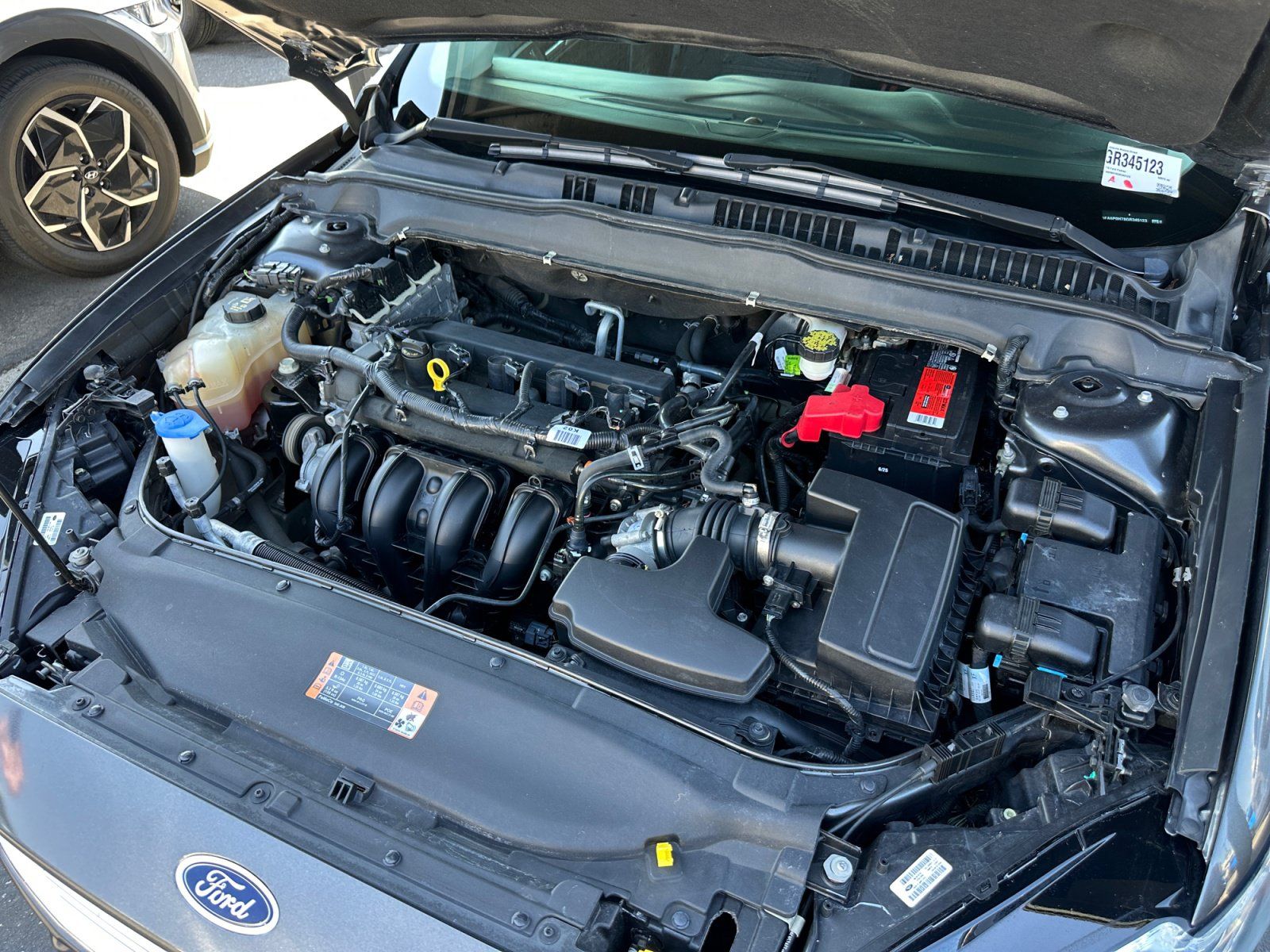 Used 2016 Ford Fusion SE FWD image 28