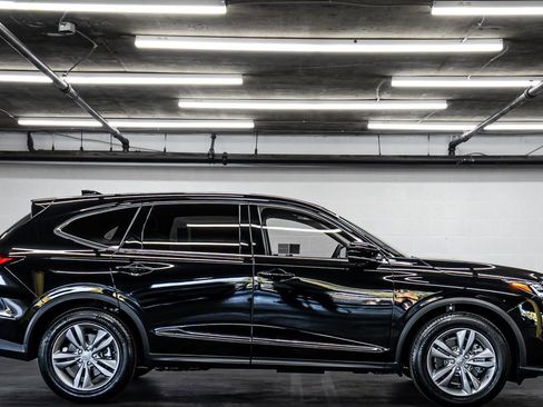 New 2026 Acura MDX SH-AWD image 6