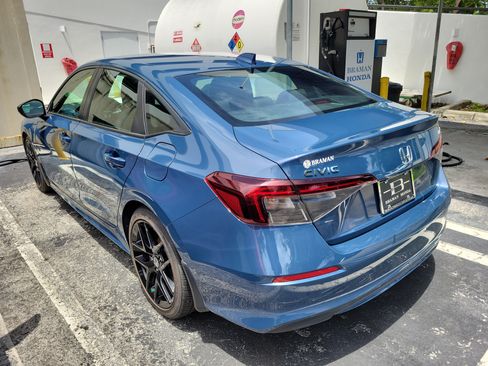 Certified 2025 Honda Civic Sport image 4