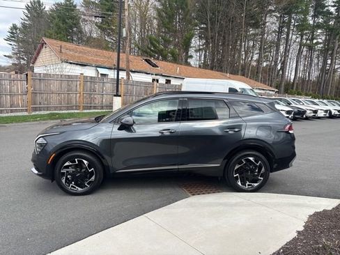 Used 2024 Kia Sportage SX AWD/4WD image 4