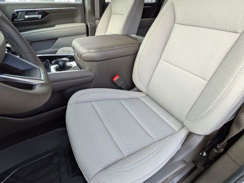 New 2026 Chevrolet Tahoe LS image 13