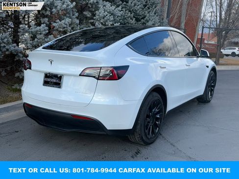 Used 2023 Tesla Model Y Long Range image 9