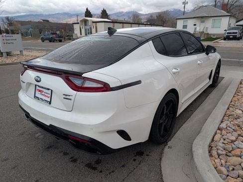 Used 2019 Kia Stinger GT image 4