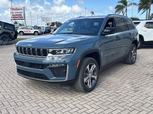 New 2026 Jeep Grand Cherokee L Limited image 3
