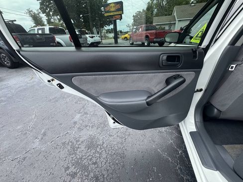 Used 2001 Honda Civic LX image 29