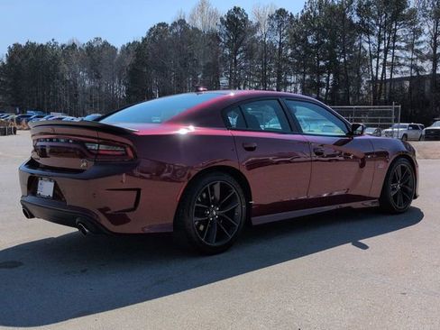 Used 2019 Dodge Charger Scat Pack w/ Navigation & Travel Group image 4