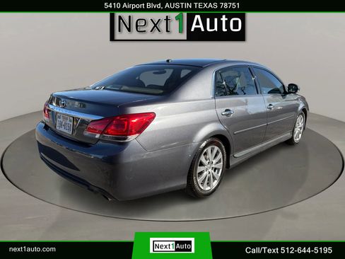 Used 2012 Toyota Avalon Limited image 7