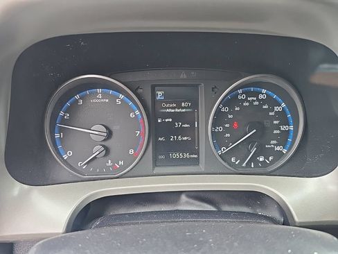 Used 2018 Toyota RAV4 XLE AWD/4WD image 15