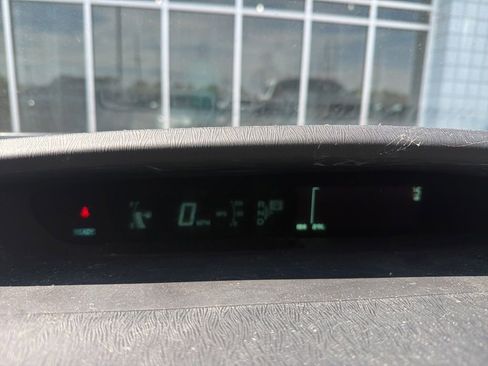 Used 2012 Toyota Prius Two FWD image 7