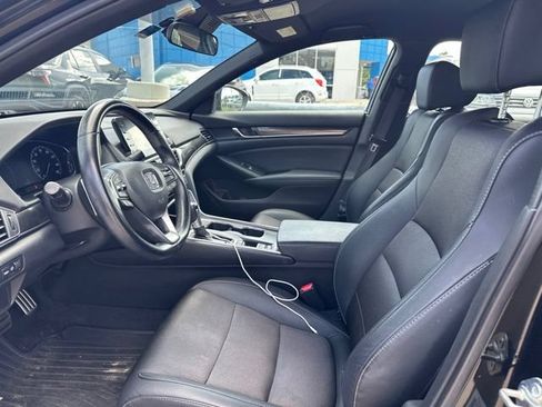 Used 2020 Honda Accord Sport image 7