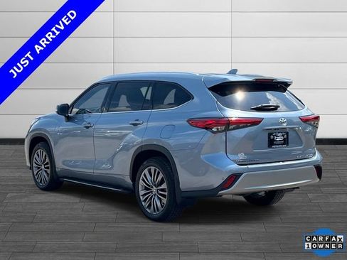 Used 2021 Toyota Highlander Platinum AWD/4WD image 5
