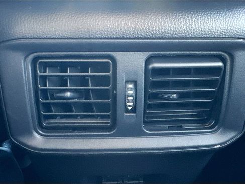 Used 2024 Toyota RAV4 XLE Premium image 31