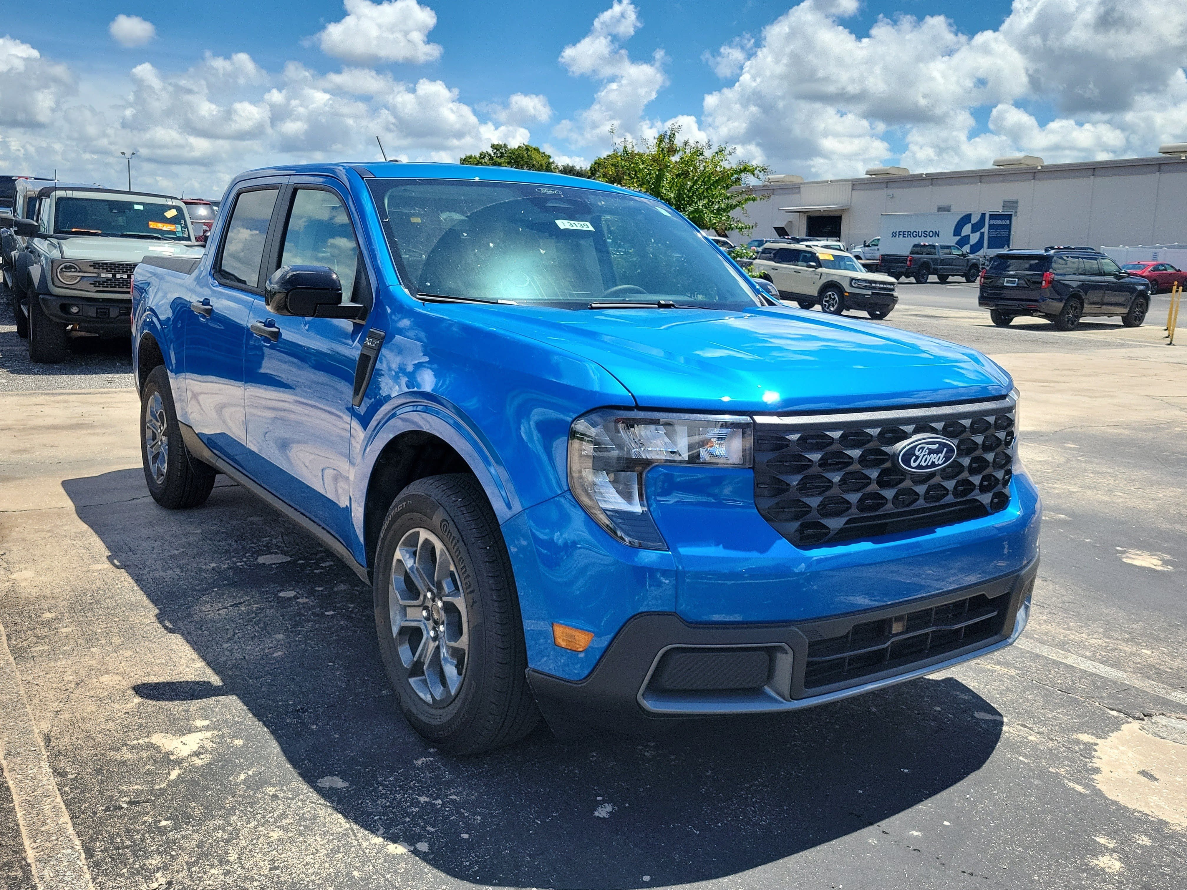 New 2026 Ford Maverick XLT w/ XLT Luxury Package FWD image 2
