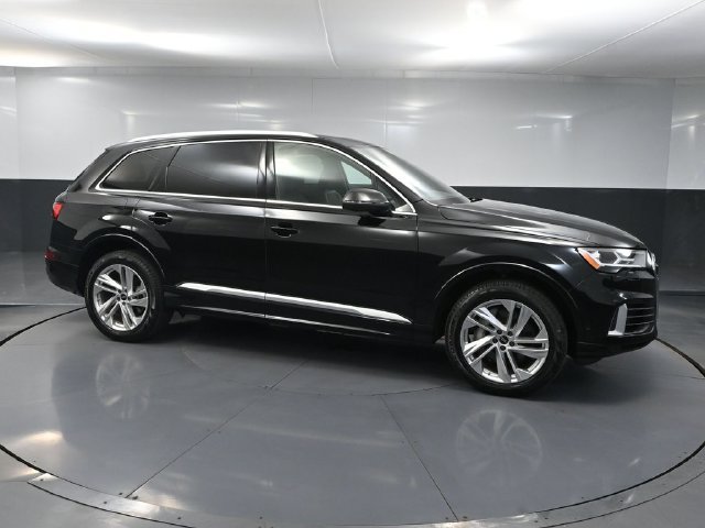 Used 2022 Audi Q7 3.0T Premium Plus AWD/4WD image 3