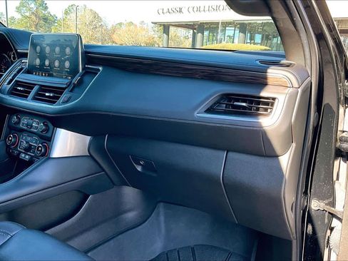 Used 2021 Chevrolet Tahoe Z71 image 19