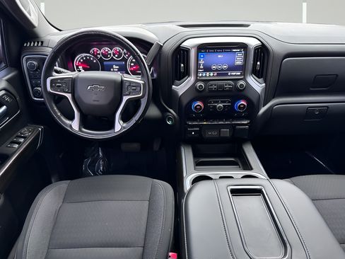 Used 2020 Chevrolet Silverado 1500 LT Trail Boss AWD/4WD image 5
