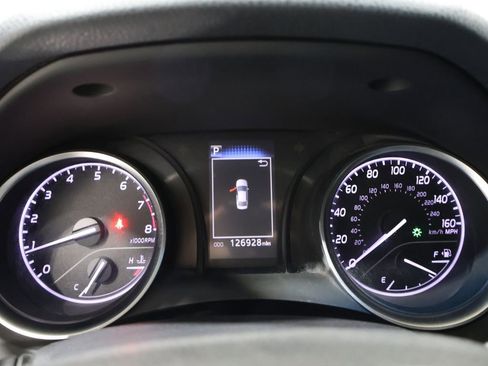 Used 2018 Toyota Camry SE image 35