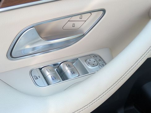 Certified 2024 Mercedes-Benz GLS 450 4MATIC image 13