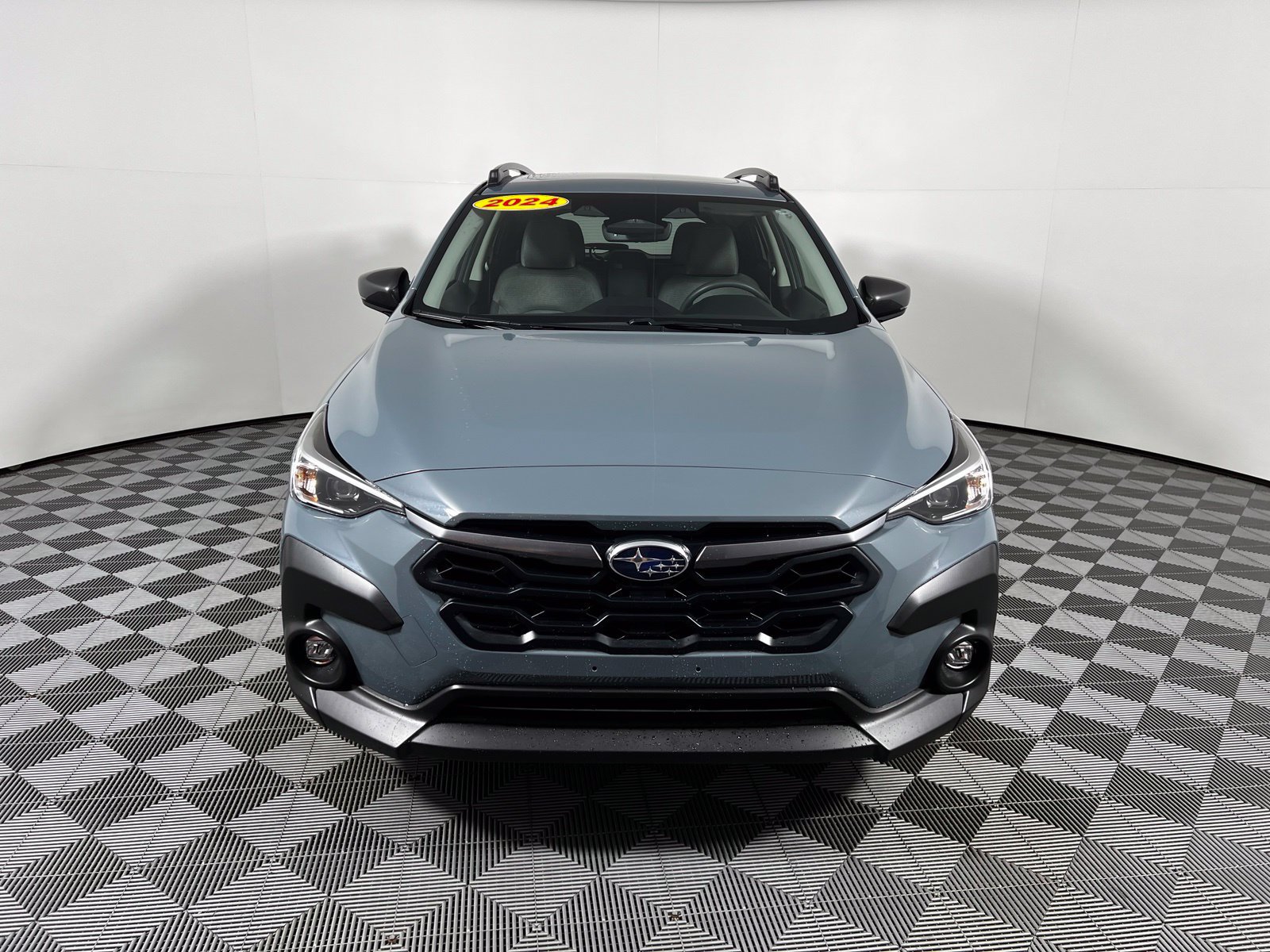 Used 2024 Subaru Crosstrek 2.0i Premium AWD/4WD image 2