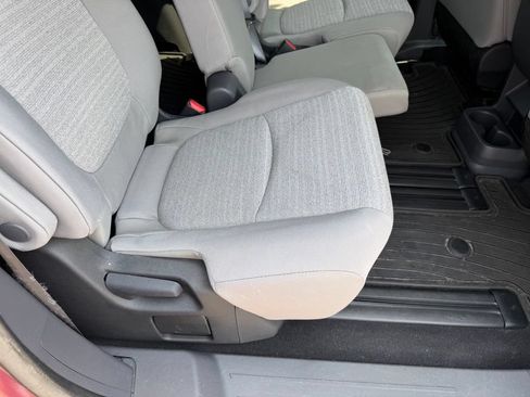 Used 2022 Toyota Sienna LE FWD image 20