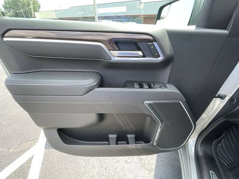 Certified 2026 Chevrolet Silverado 1500 LT AWD/4WD image 22