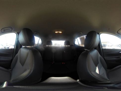 Used 2025 Buick Encore GX Preferred image 41