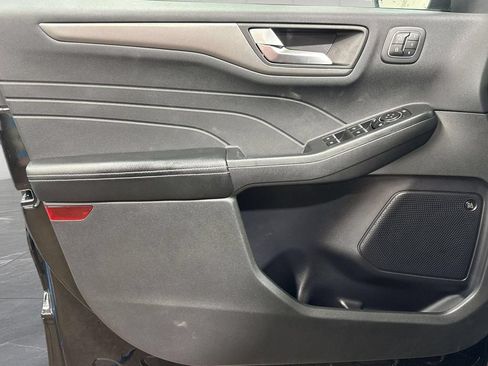 Used 2023 Ford Escape Active w/ Tech Pack #2 AWD/4WD image 14