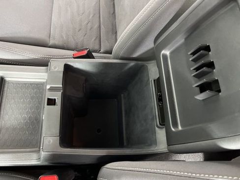 Used 2023 Nissan Frontier SV w/ Technology Package image 30