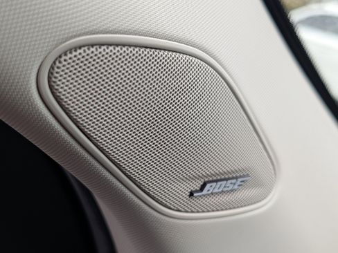 Used 2025 Honda Pilot Elite image 24