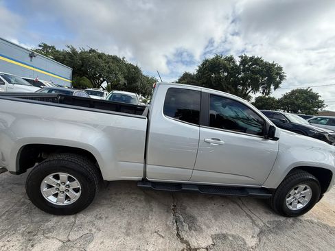 Used 2017 Chevrolet Colorado W/T w/ WT Convenience Package RWD image 8