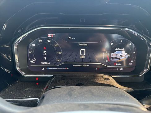 Used 2025 GMC Sierra 1500 Elevation AWD/4WD image 3