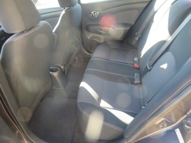 Used 2015 Nissan Versa SV FWD image 23