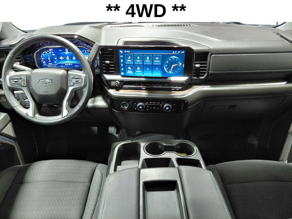 Used 2024 Chevrolet Silverado 1500 RST w/ Z71 Off-Road Package AWD/4WD image 5