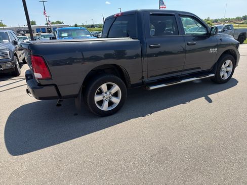 Used 2015 RAM 1500 Express AWD/4WD image 2