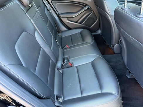 Used 2019 Mercedes-Benz GLA 250 image 26